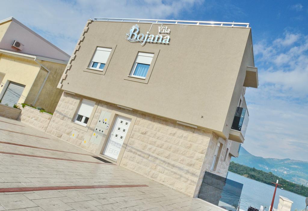 Apartments Bojana Tivat Luaran gambar