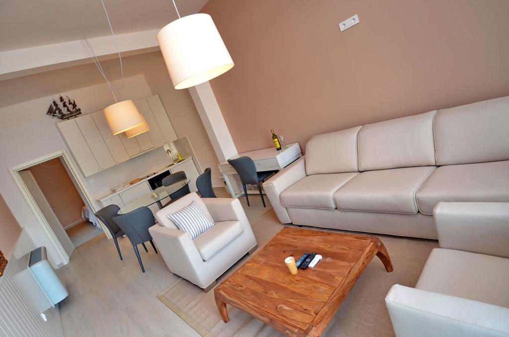 Apartments Bojana Tivat Bilik gambar
