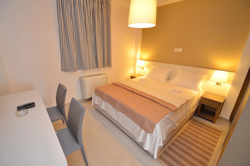 Apartments Bojana Tivat Bilik gambar