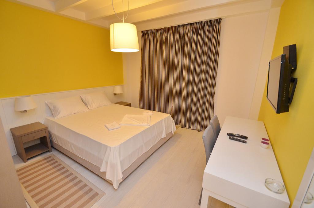 Apartments Bojana Tivat Bilik gambar