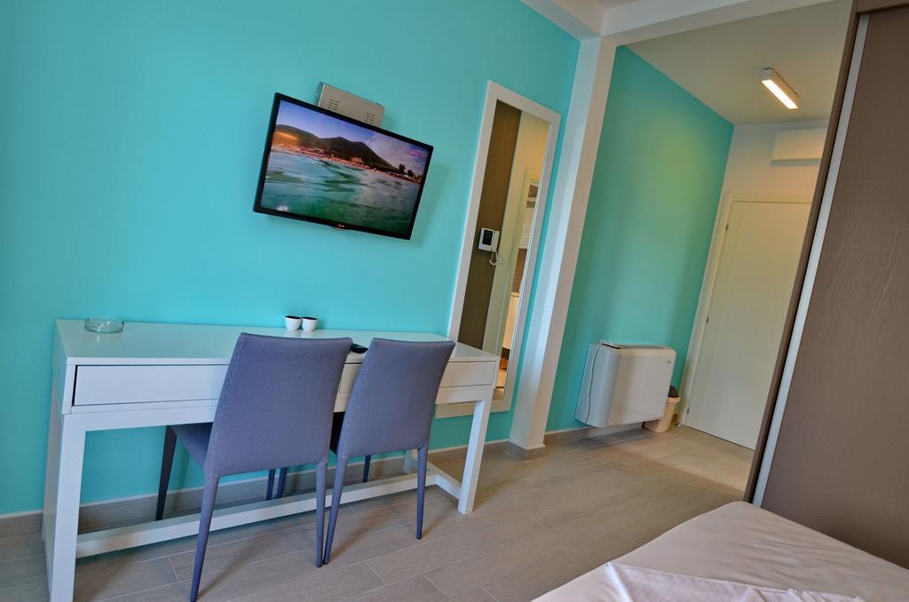 Apartments Bojana Tivat Bilik gambar